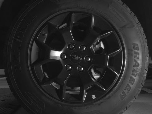 Used 2024 Ford F150 STX w/ Equipment Group 201A FX4 AWD/4WD image 10