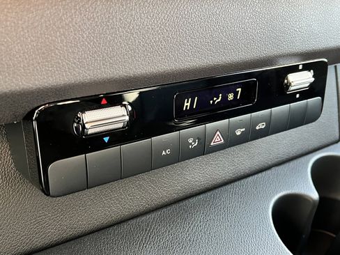 New 2025 Mercedes-Benz Sprinter 2500 image 29