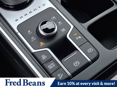 New 2026 Kia Sorento EX image 17