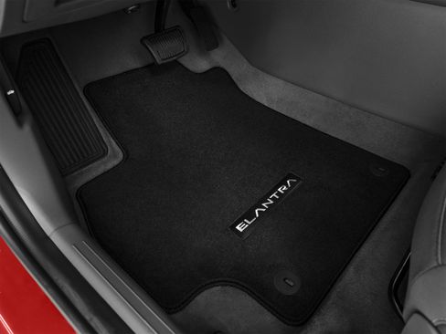 Certified 2025 Hyundai Elantra SEL FWD image 34