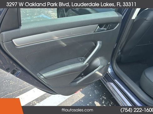 Used 2015 Volkswagen Passat 1.8T S FWD image 22