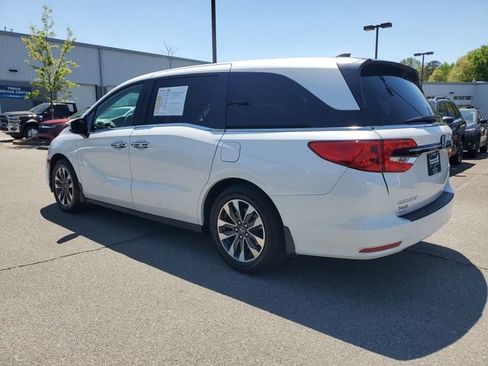 Used 2024 Honda Odyssey EX-L image 4