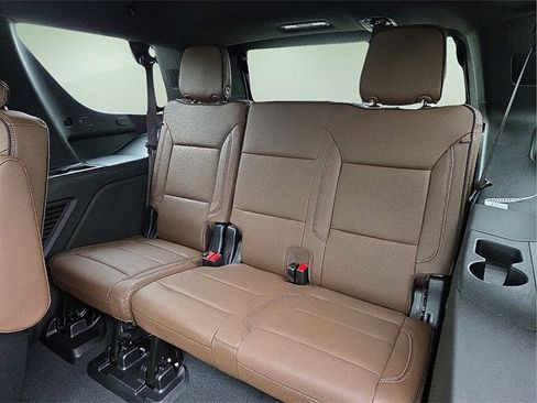 New 2026 Chevrolet Tahoe High Country image 13