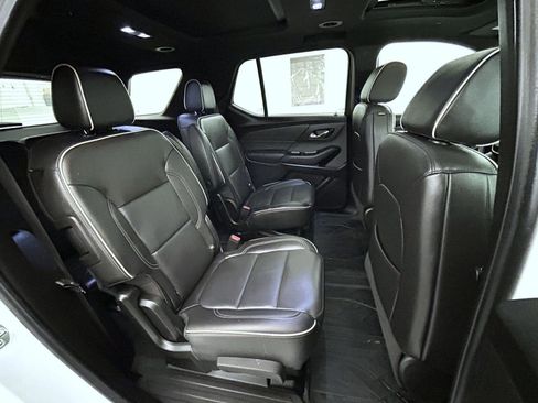 Used 2023 Chevrolet Traverse Premier w/ Redline Edition AWD/4WD image 18