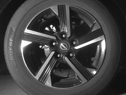 Used 2025 Nissan Sentra SV image 15