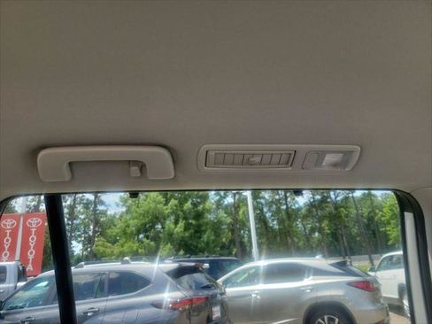 Certified 2024 Toyota Grand Highlander XLE FWD image 32