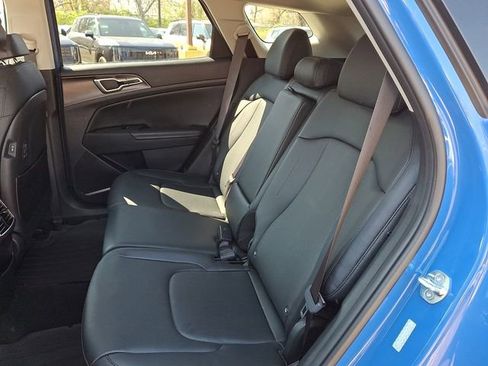 Certified 2026 Kia Sportage EX w/ EX Panorama Roof Package image 10