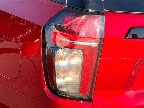 Used 2024 Chevrolet Tahoe RST w/ Luxury Package image 29