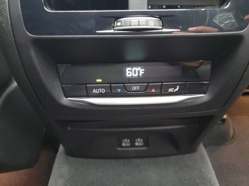 Used 2025 BMW X4 xDrive30i AWD/4WD image 18