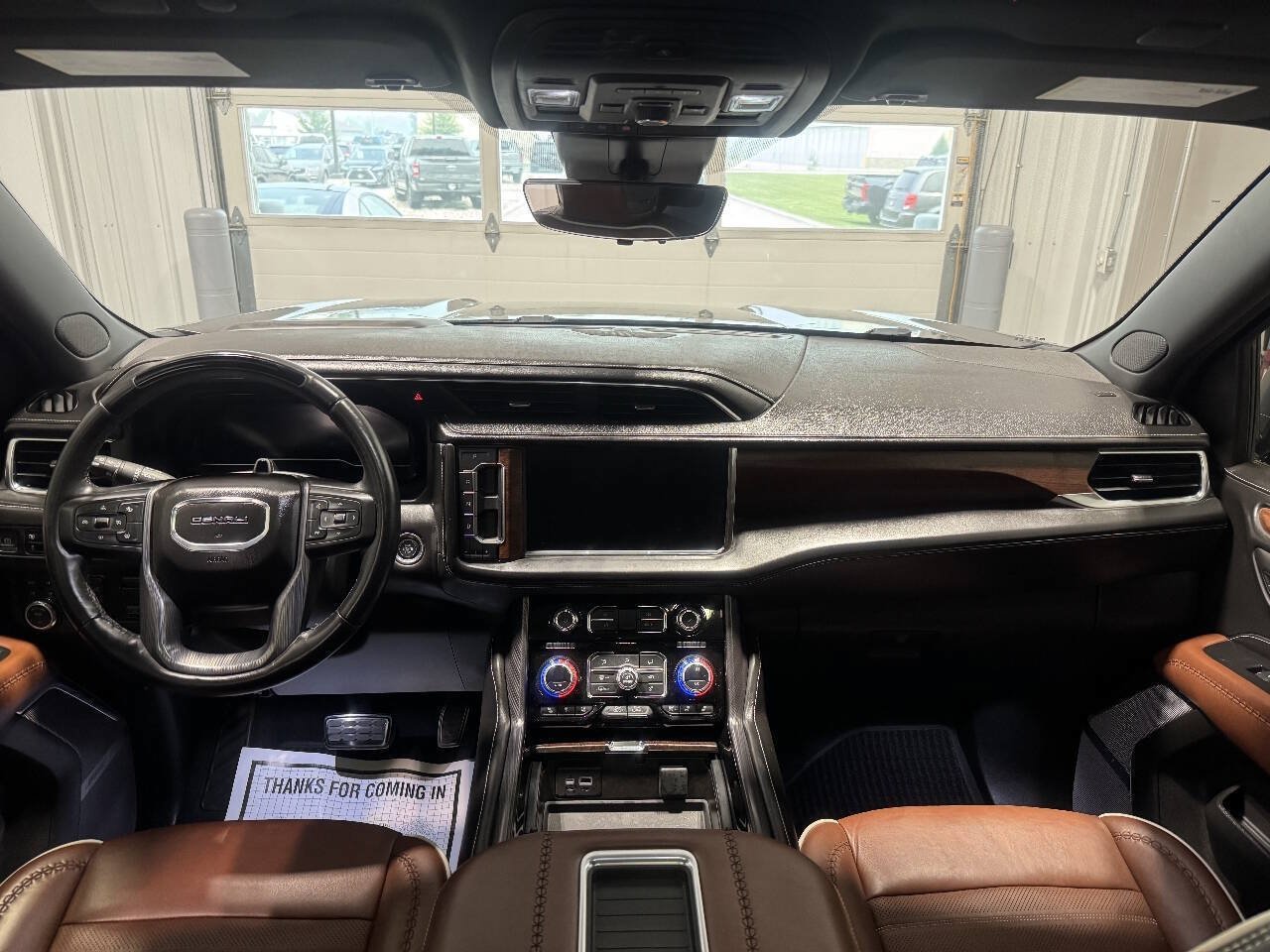 Used 2023 GMC Yukon Denali Ultimate AWD/4WD image 34