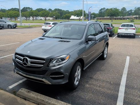 Used 2017 Mercedes-Benz GLE 350 image 4