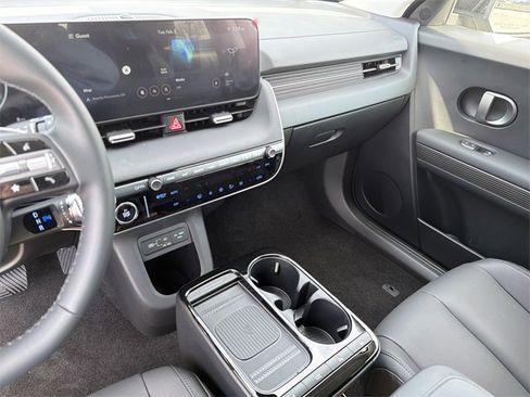 New 2026 Hyundai Ioniq 5 SEL image 28