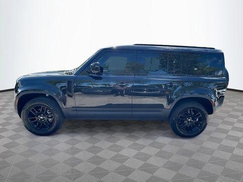 Used 2024 Land Rover Defender 110 S AWD/4WD image 9