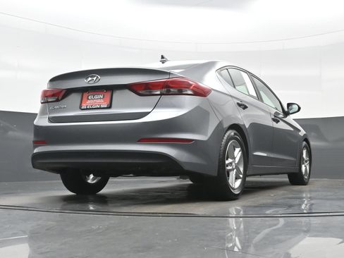 Used 2017 Hyundai Elantra SE w/ SE A/T Tech Package 03 FWD image 28