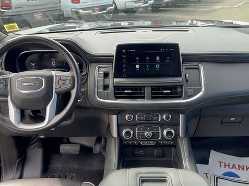Used 2023 GMC Yukon SLT AWD/4WD image 14