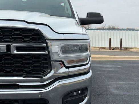 Used 2019 RAM 2500 Tradesman w/ Safety Group image 6