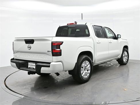 Used 2024 Nissan Frontier SV w/ SV Convenience Package image 7