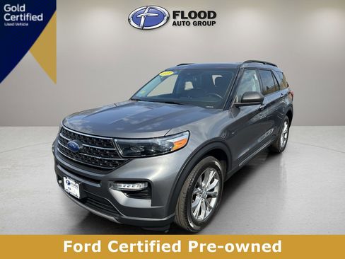Certified 2022 Ford Explorer XLT w/ Equipment Group 202A AWD/4WD image 3