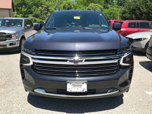 Used 2022 Chevrolet Tahoe LT w/ LT Signature Plus Package AWD/4WD image 3