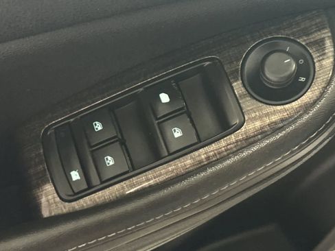 Used 2015 Chevrolet Malibu LT image 14