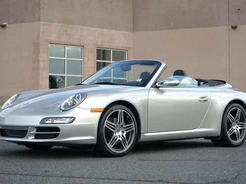 Used 2007 Porsche 911 Carrera image 4