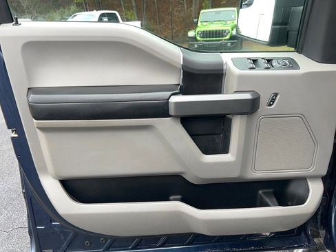 Used 2018 Ford F150 XLT image 13