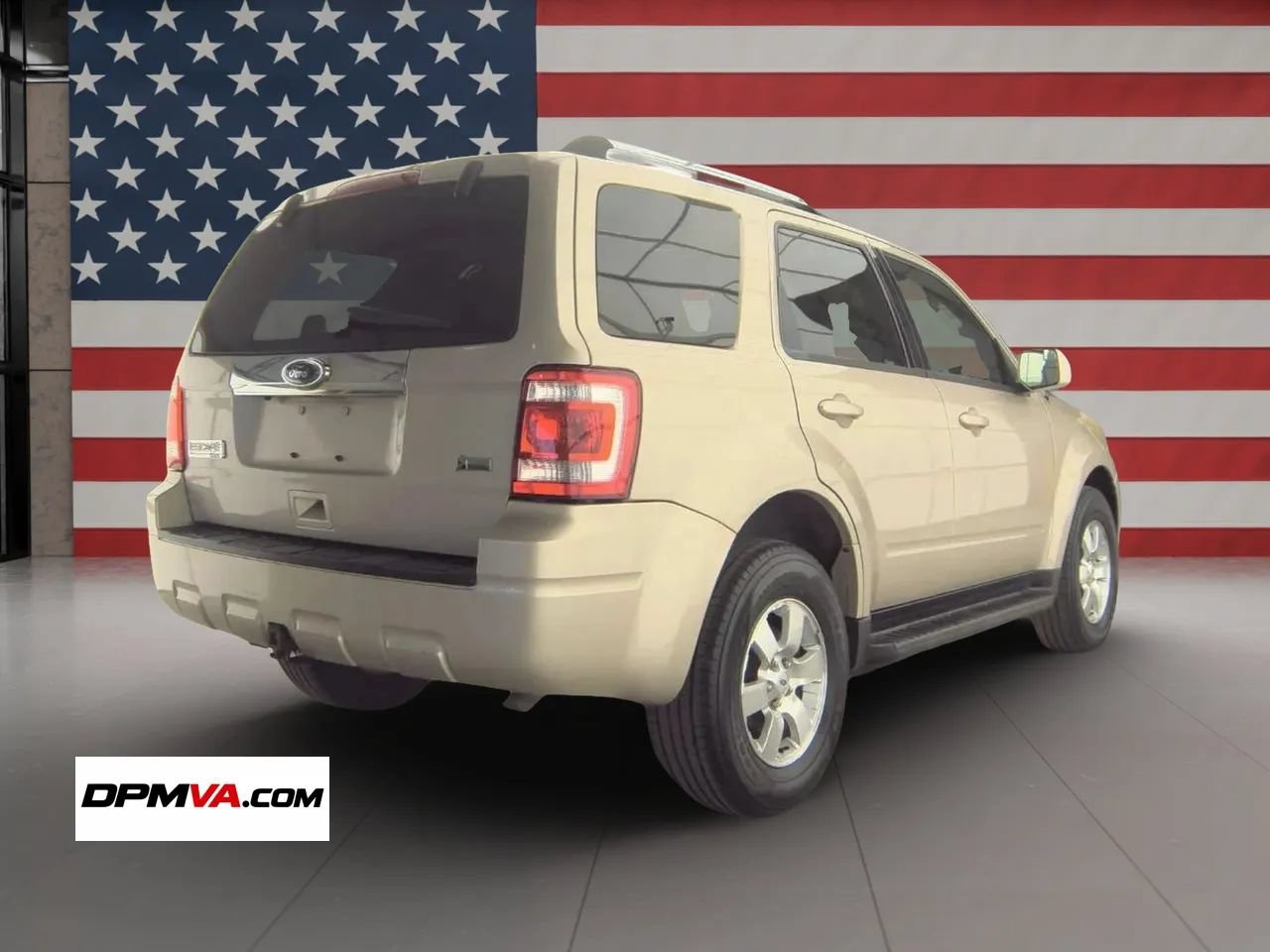 Used 2010 Ford Escape Limited AWD/4WD image 3