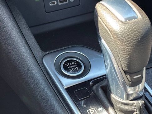 Used 2020 Nissan Sentra SV FWD image 29