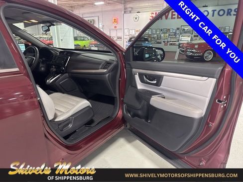 Used 2019 Honda CR-V LX image 39