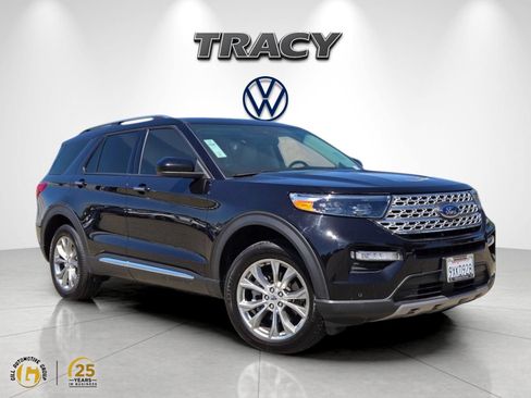Used 2024 Ford Explorer Limited AWD/4WD image 1