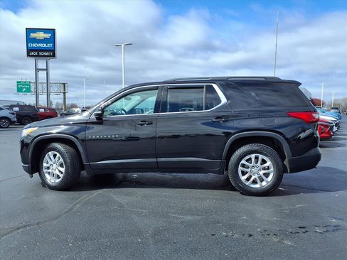 Used 2021 Chevrolet Traverse LT image 31