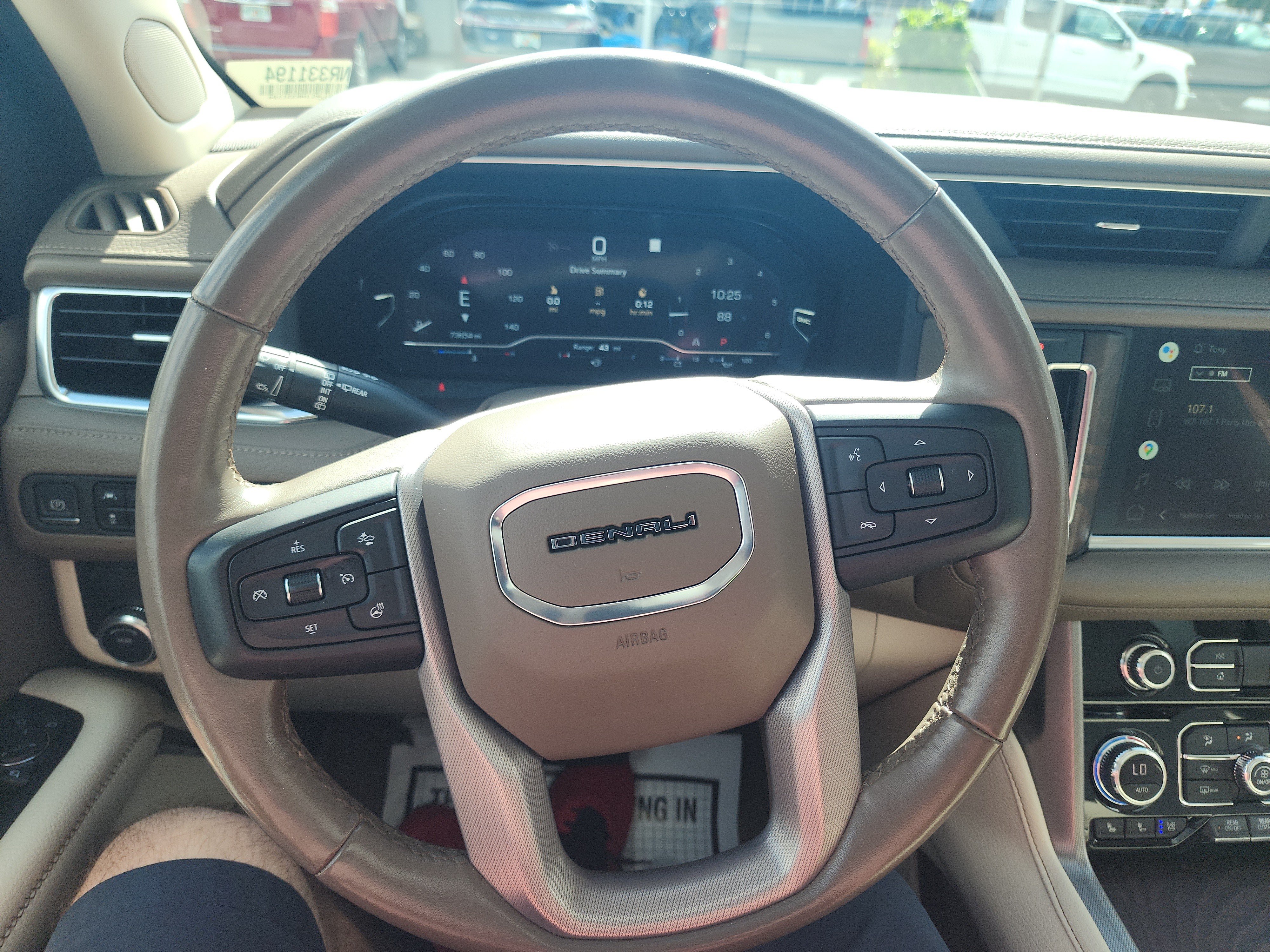 Used 2022 GMC Yukon XL Denali RWD image 39