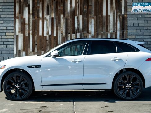 Used 2018 Jaguar F-PACE R-Sport image 2