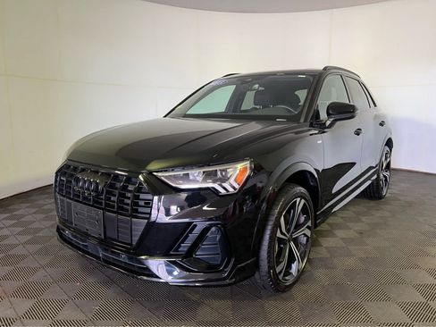 Used 2023 Audi Q3 2.0T Premium Plus w/ Premium Plus Package AWD/4WD image 3