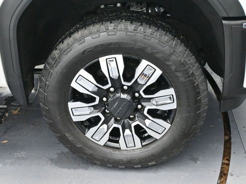 Used 2024 GMC Sierra 2500 Denali w/ Denali Reserve Package image 34