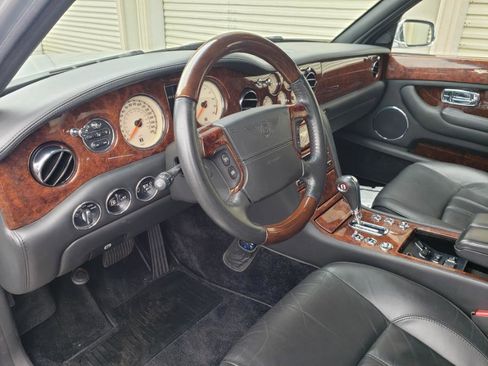Used 2006 Bentley Arnage R image 15