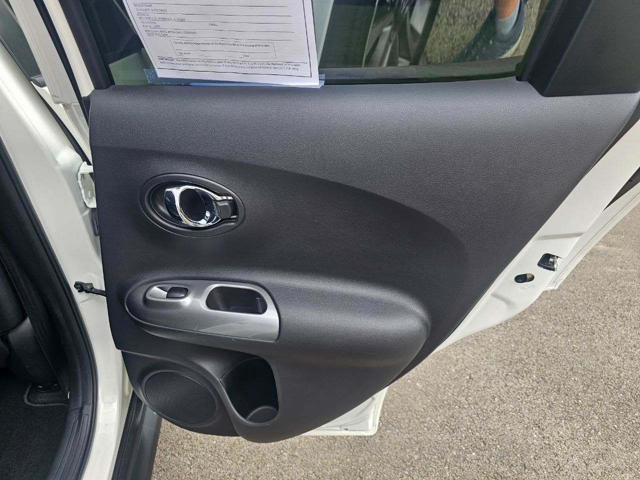 Used 2017 Nissan Juke SL FWD image 19