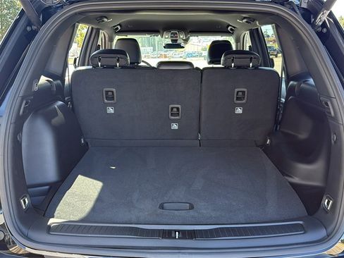 New 2025 Jeep Grand Cherokee Limited w/ Black Appearance Package image 11