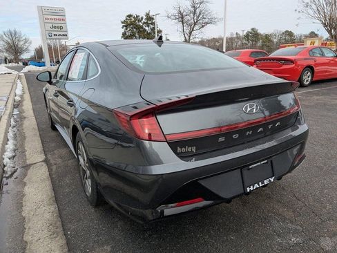 Used 2022 Hyundai Sonata SEL w/ Winter Weather Package image 6