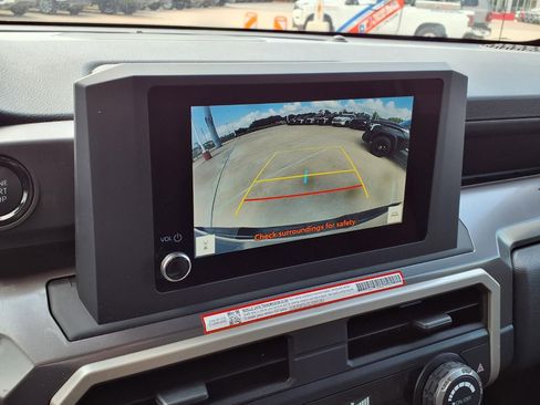 Certified 2025 Toyota Tacoma SR5 image 10