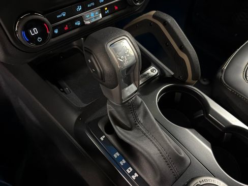 New 2026 Ford Bronco Badlands image 27