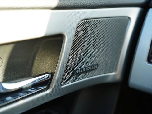 Used 2015 Jaguar XF Portfolio RWD image 15