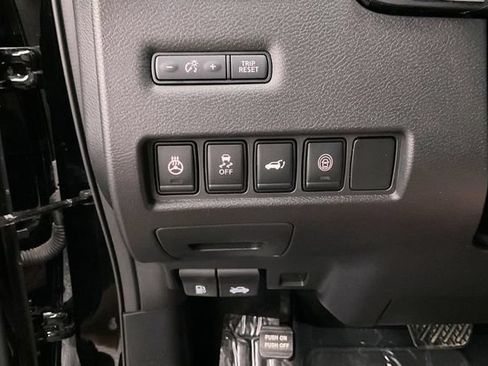 Used 2024 Nissan Murano SL AWD/4WD image 40