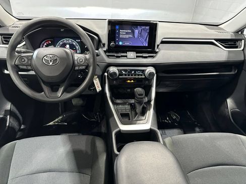 Used 2023 Toyota RAV4 LE AWD/4WD image 8