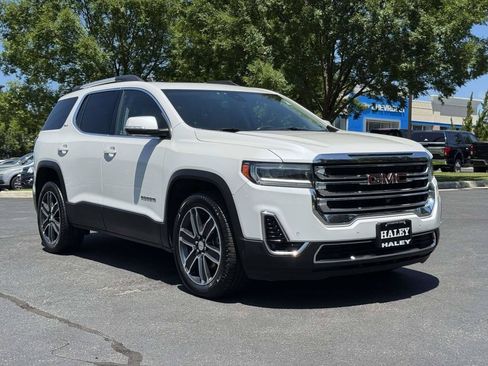 Used 2021 GMC Acadia SLT w/ Technology Package FWD image 2