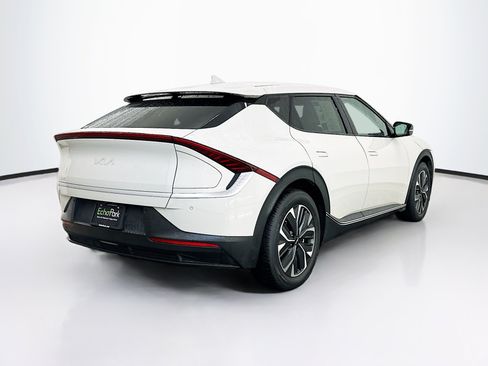 Used 2024 Kia EV6 Light AWD/4WD image 9