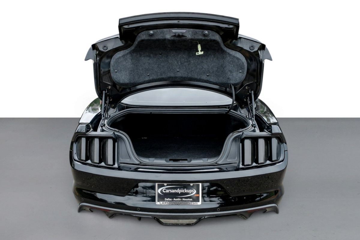 Used 2017 Ford Mustang GT Premium w/ Equipment Group 401A RWD image 53