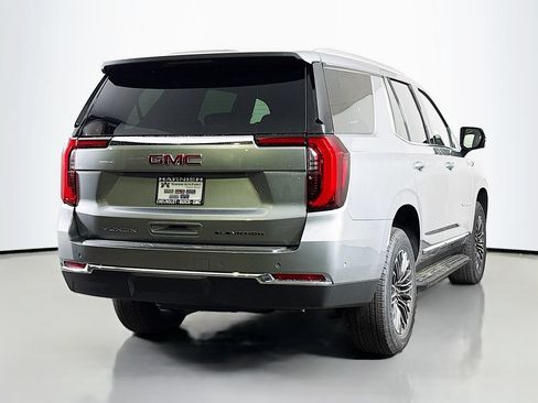 Used 2025 GMC Yukon Elevation AWD/4WD image 8