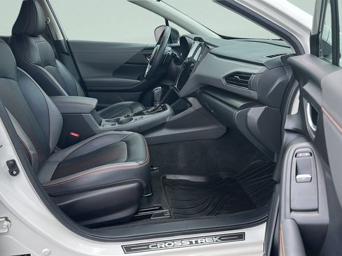 Certified 2024 Subaru Crosstrek 2.5i Limited w/ Crosstrek Mirror Package image 54