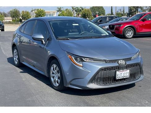 Used 2020 Toyota Corolla LE w/ Carpet Mat Package (TMS) FWD image 8